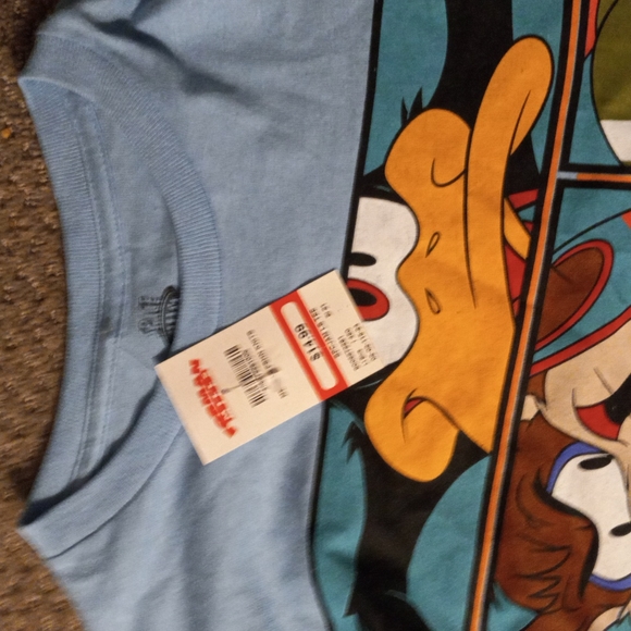 🎉MENS LOONEY TUNES TOP🎉 - Picture 4 of 8